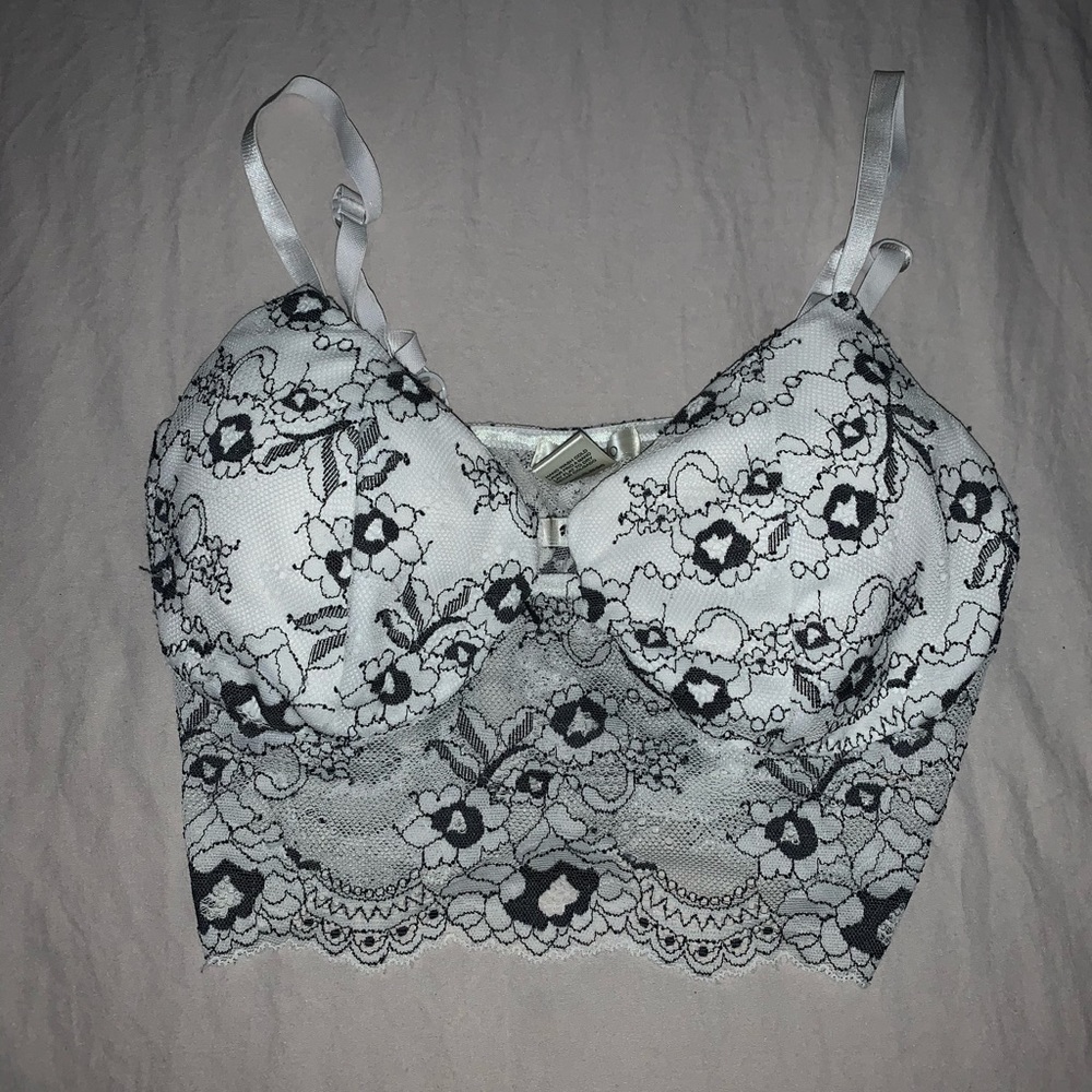 White/black bralette